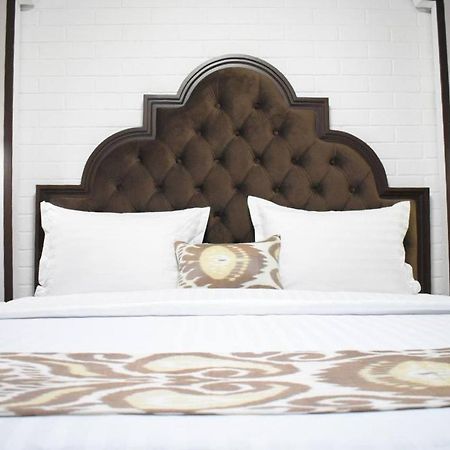 Hotel The Shahar Tashkent Esterno foto