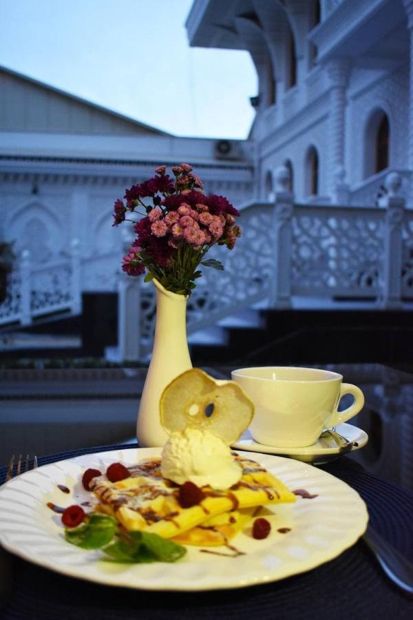 Hotel The Shahar Tashkent Esterno foto