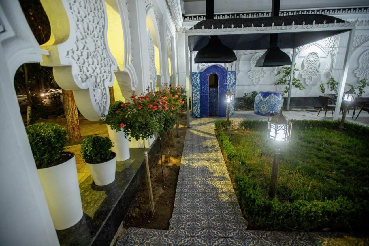 Hotel The Shahar Tashkent Esterno foto