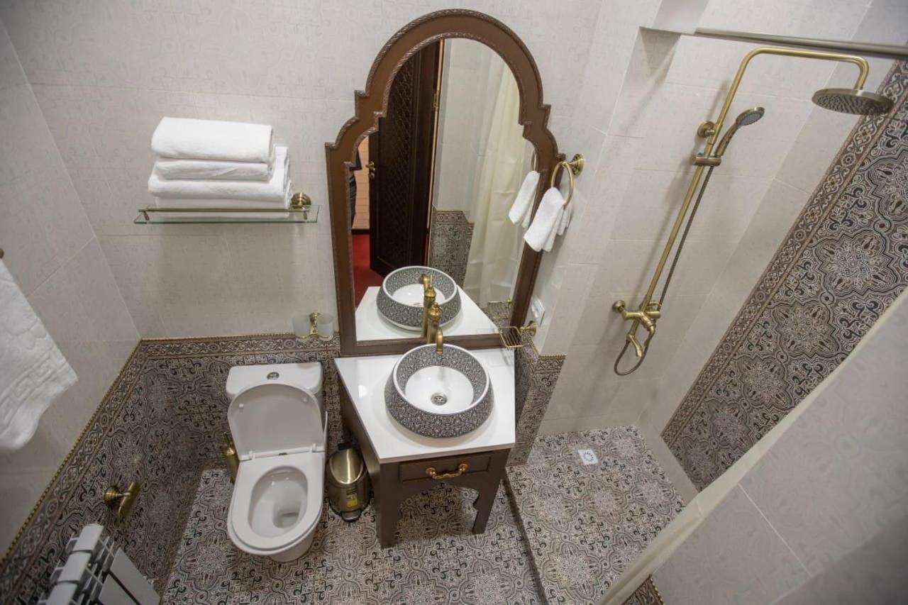 Hotel The Shahar Tashkent Esterno foto